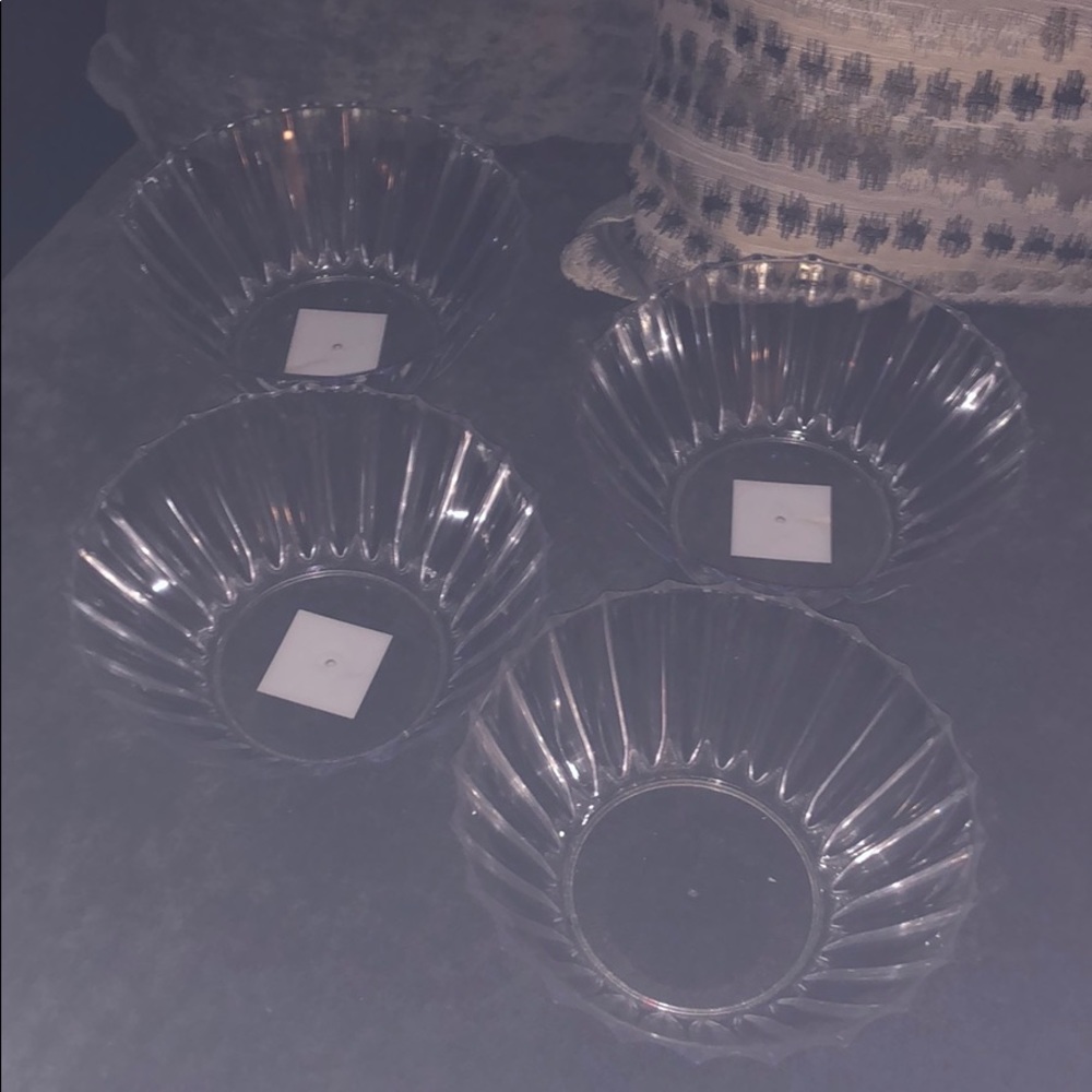 Plastic bowls